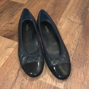 Van Eli Black Leather with Black Patent Cap Toe Quilted Flats Suze 9N